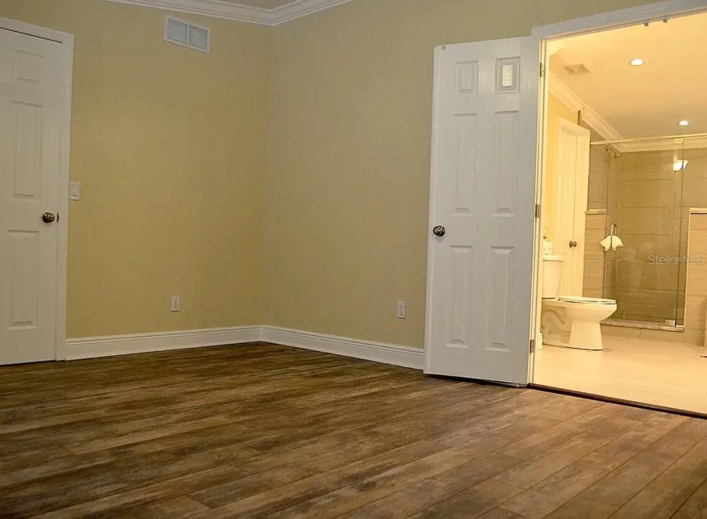 307 COUNTRY WORLD DRIVE W Davenport, FL 33897
