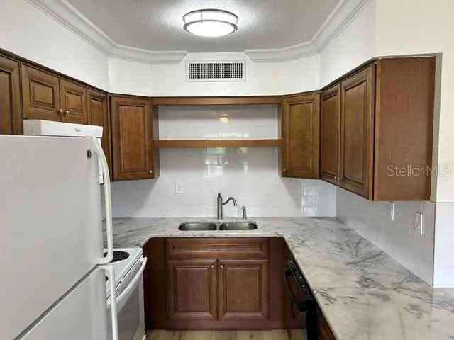 2873 S OSCEOLA AVENUE #A5 Orlando, FL 32806