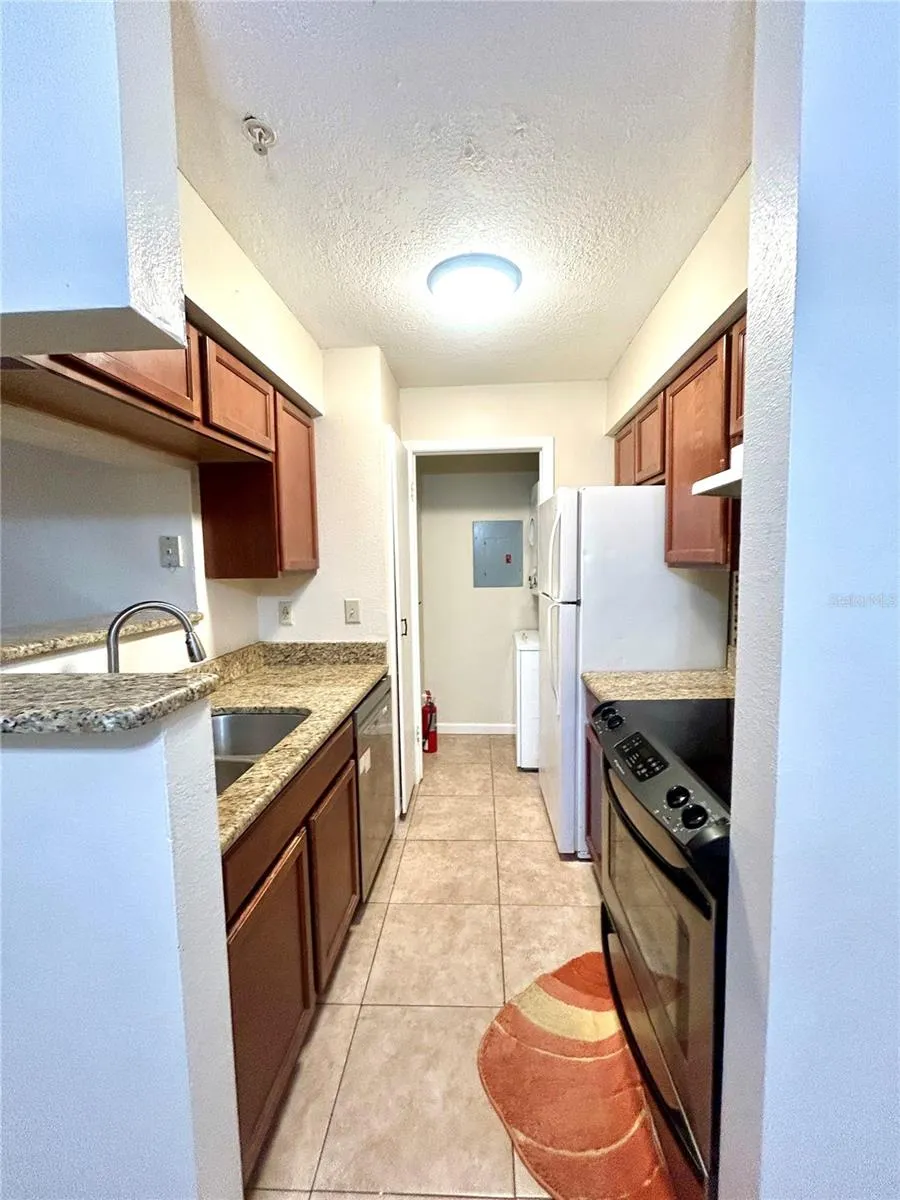 224 AFTON SQUARE #203 Altamonte Springs, FL 32714