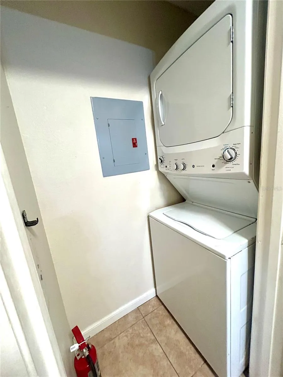 224 AFTON SQUARE #203 Altamonte Springs, FL 32714