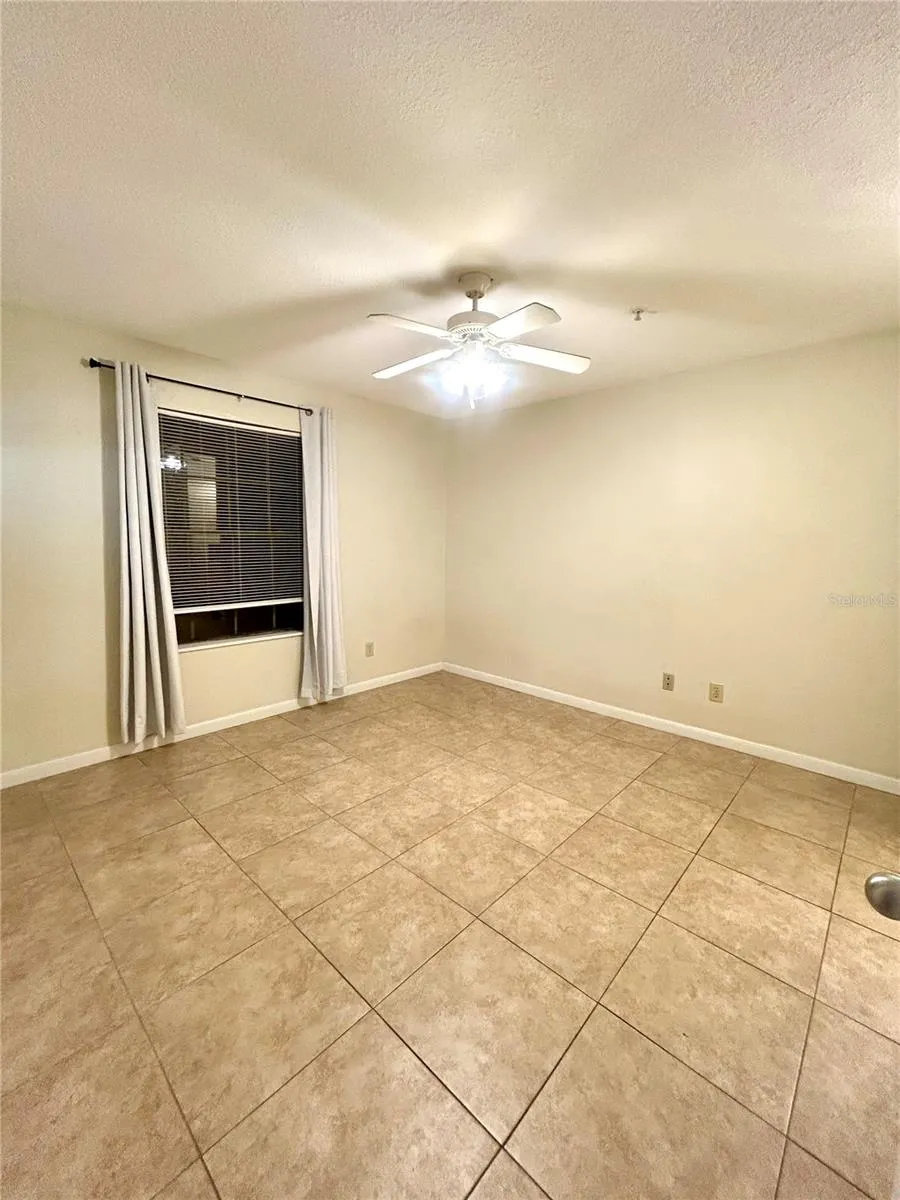 224 AFTON SQUARE #203 Altamonte Springs, FL 32714