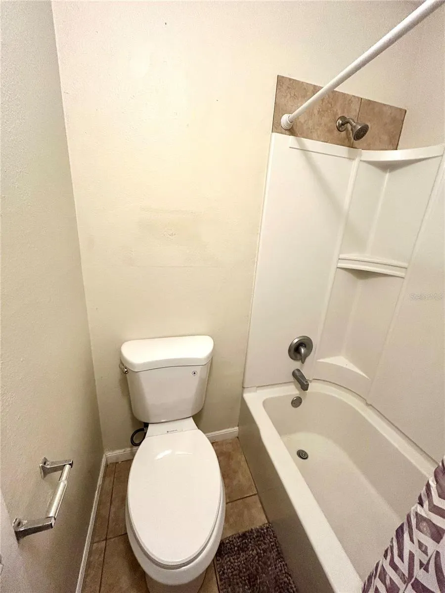 224 AFTON SQUARE #203 Altamonte Springs, FL 32714