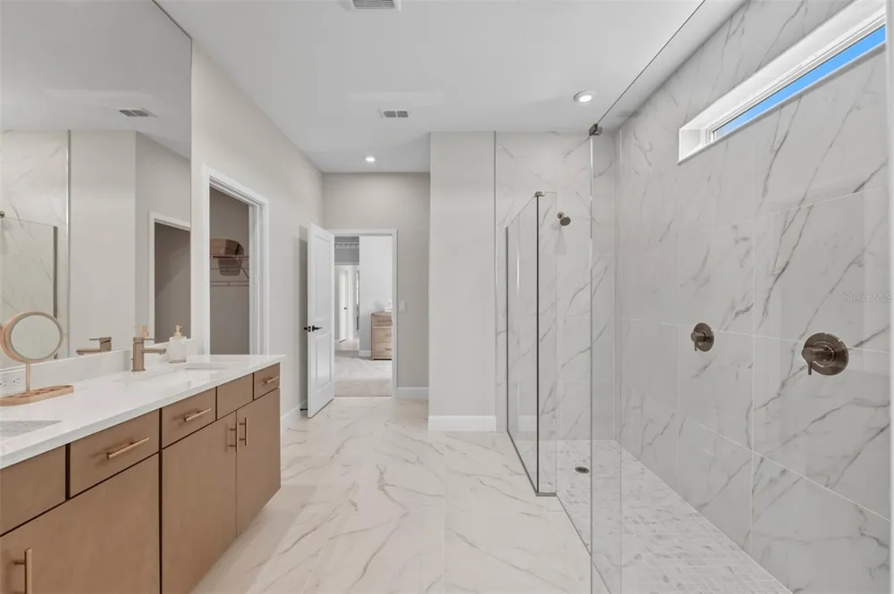 2807 SWEET ACACIA DRIVE Clermont, FL 34711