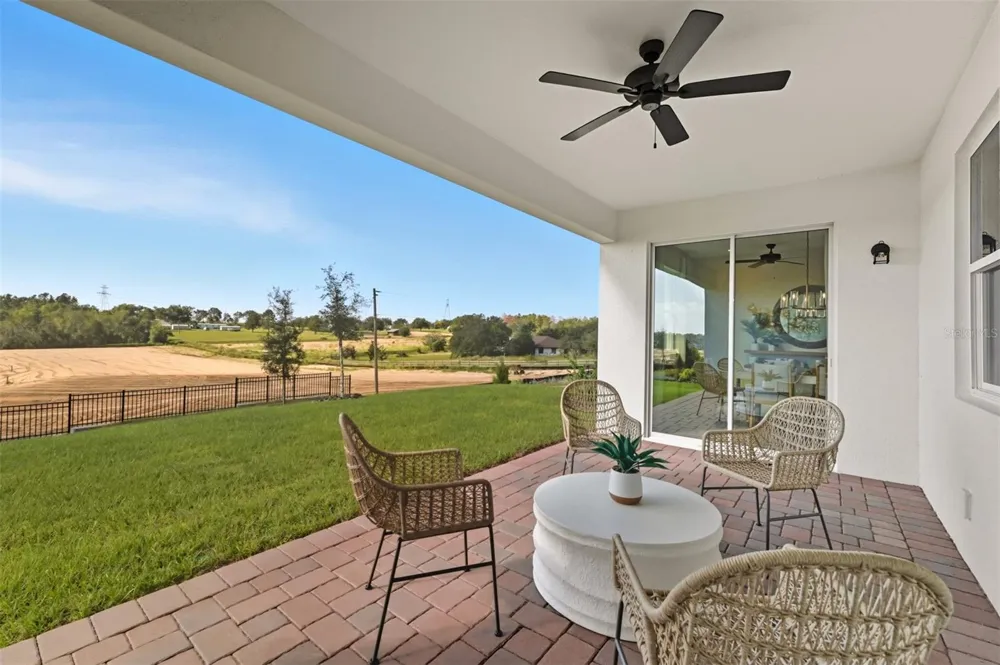 2807 SWEET ACACIA DRIVE Clermont, FL 34711