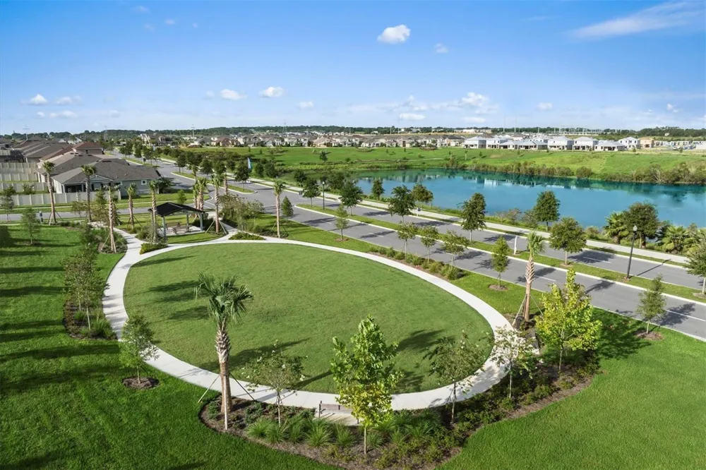 2807 SWEET ACACIA DRIVE Clermont, FL 34711