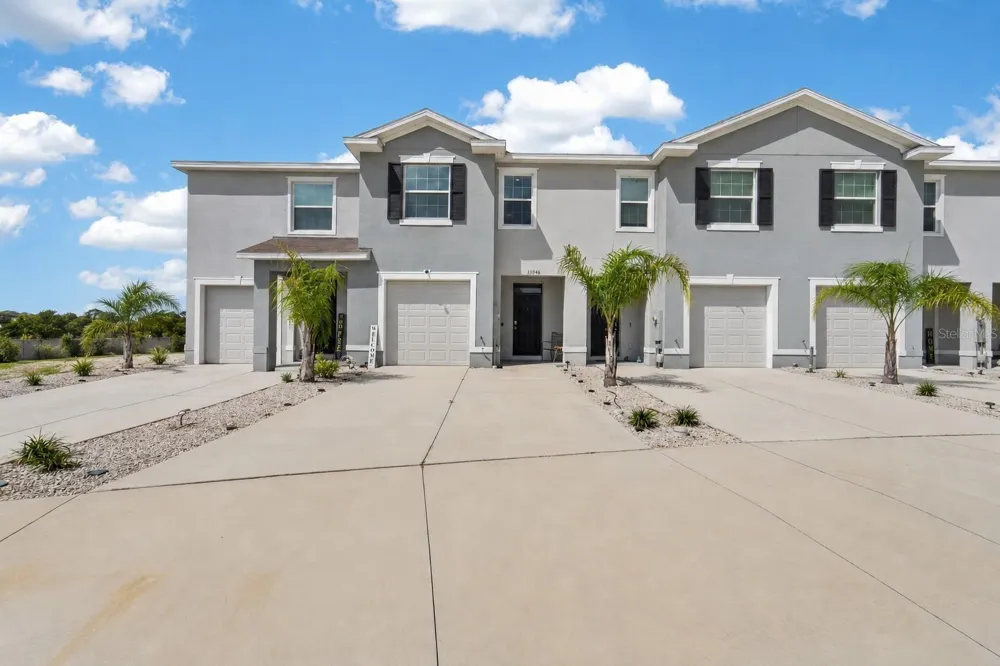33046 MAJOR OAK DRIVE Wesley Chapel, FL 33545