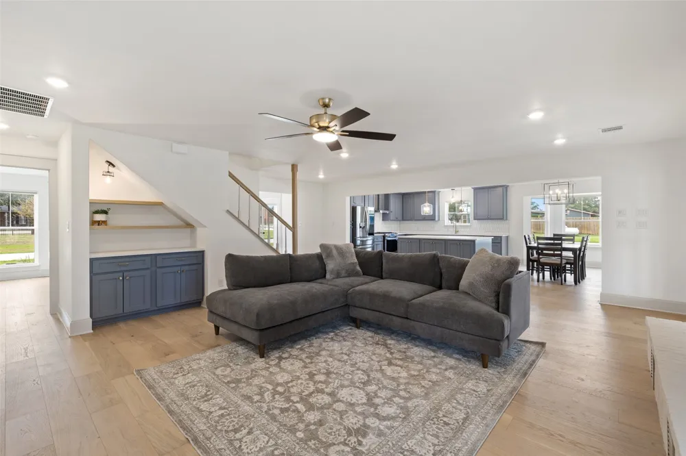 1017 County Road 229 Road Giddings, TX 78942