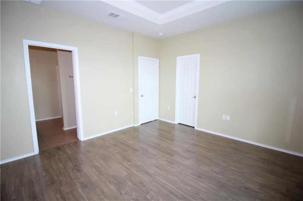 5704 Knoll Pines Pass Austin, TX 78724