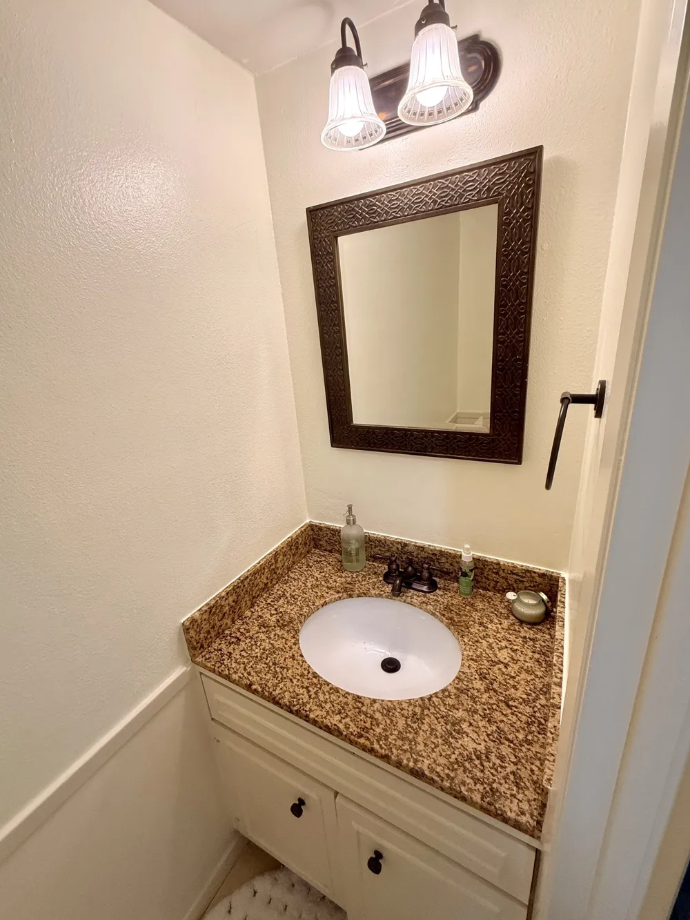 6029 E University Boulevard #110 Dallas, TX 75206