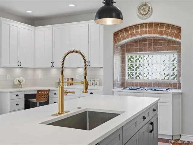 6365 W Crestline Avenue Littleton, CO 80123