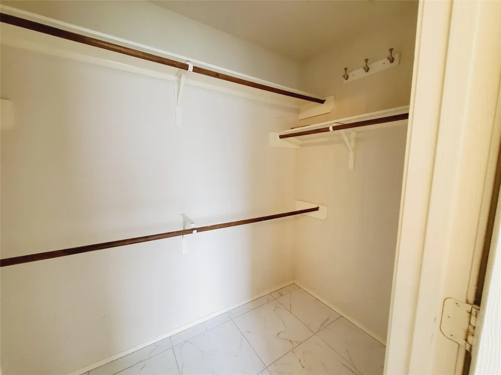 2659 Daryns Landing Drive Houston, TX 77038