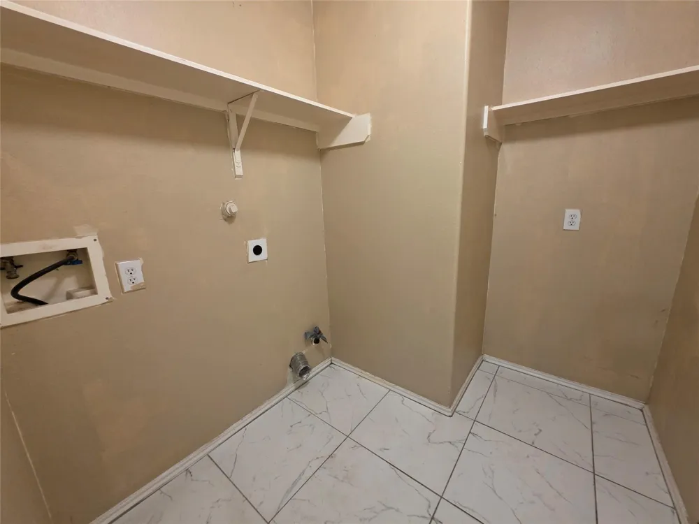 2659 Daryns Landing Drive Houston, TX 77038