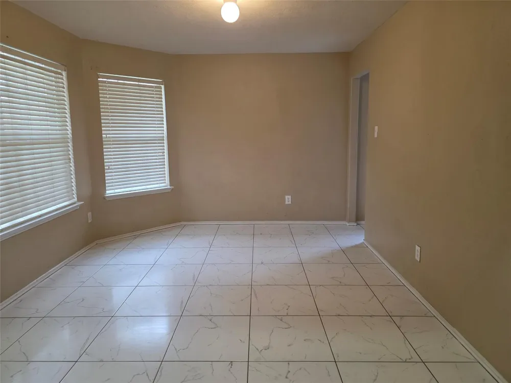 2659 Daryns Landing Drive Houston, TX 77038