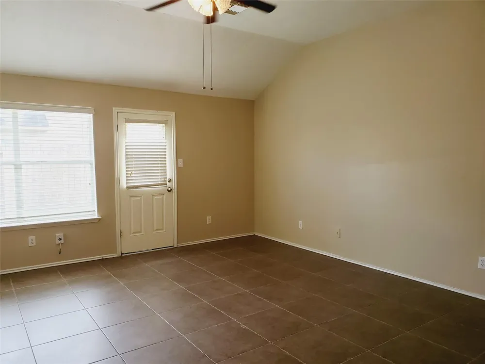 2659 Daryns Landing Drive Houston, TX 77038