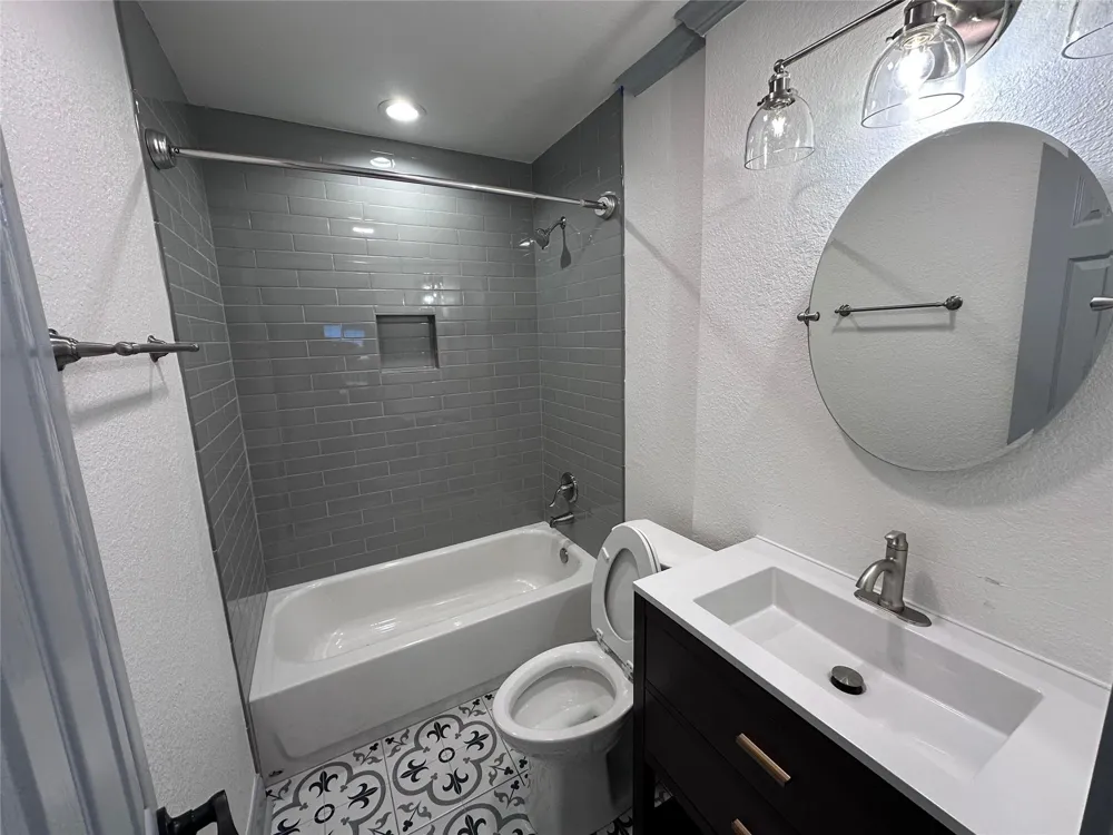 5315 Avenue R Galveston, TX 77551