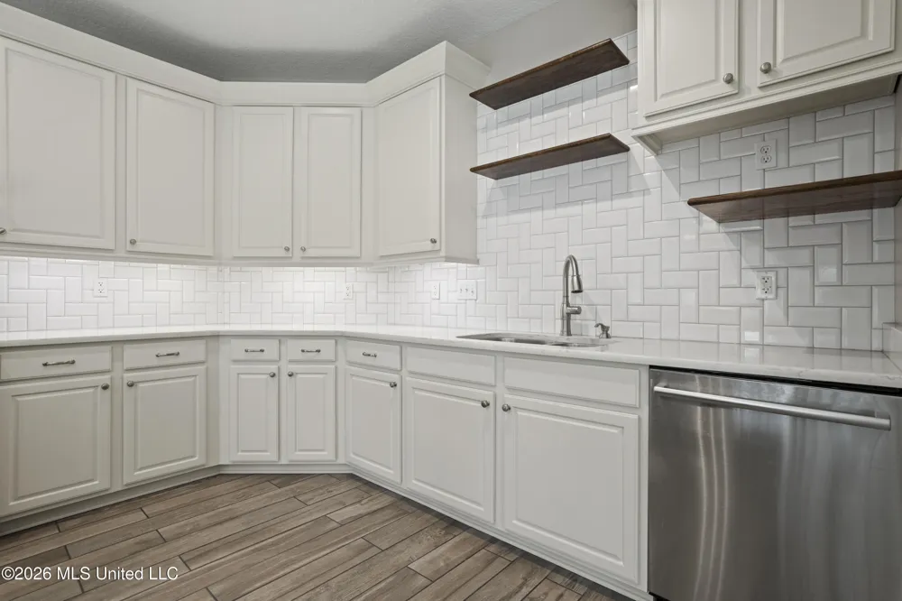 3104 Stonewood Drive Ocean Springs, MS 39564