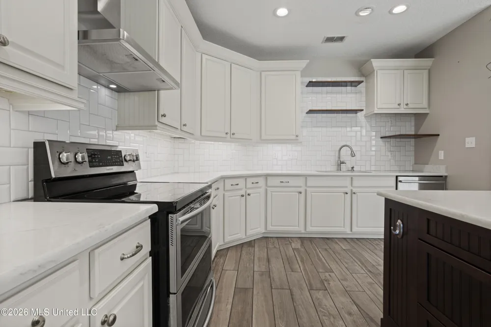 3104 Stonewood Drive Ocean Springs, MS 39564