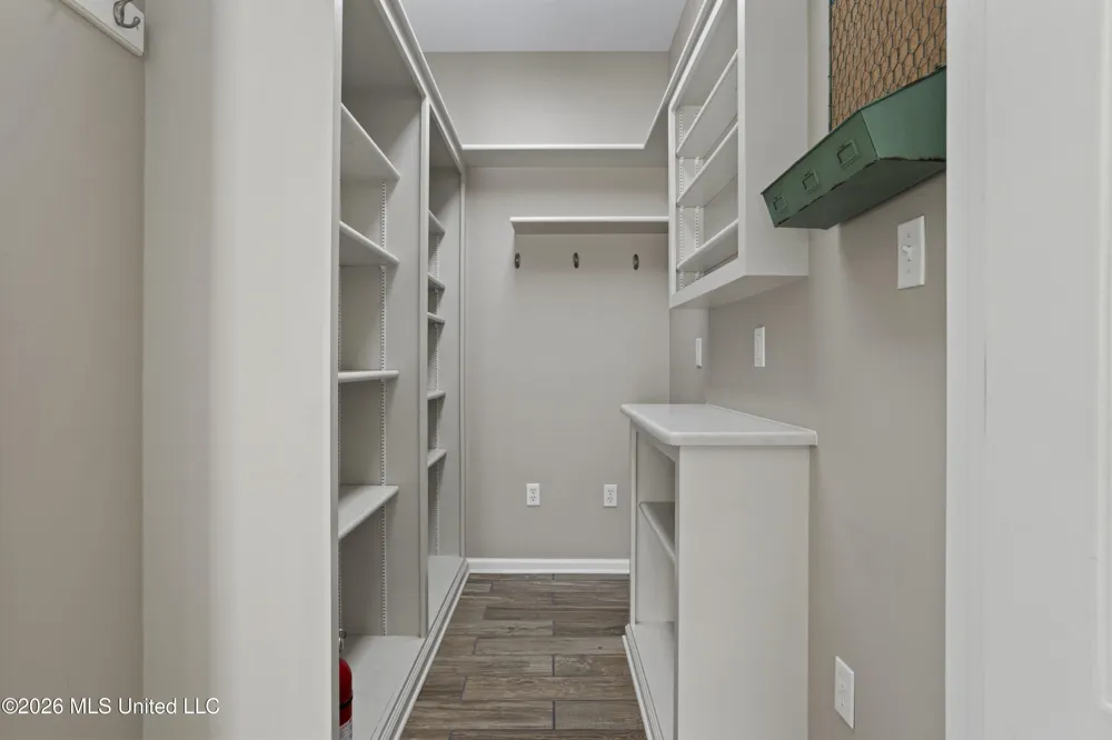 3104 Stonewood Drive Ocean Springs, MS 39564