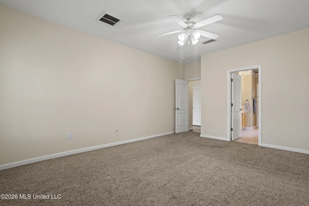 3104 Stonewood Drive Ocean Springs, MS 39564