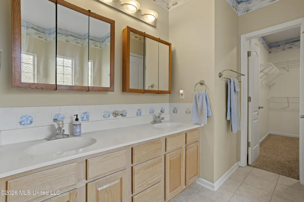3104 Stonewood Drive Ocean Springs, MS 39564