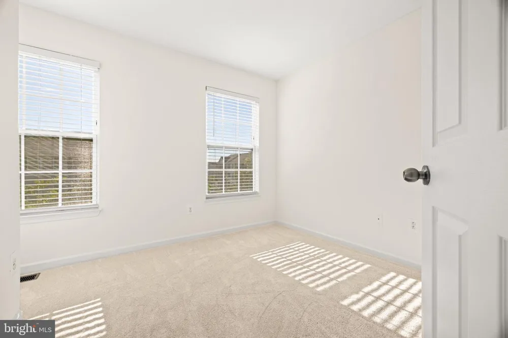 3322 GOLDENEYE CIRCLE Dundalk, MD 21222