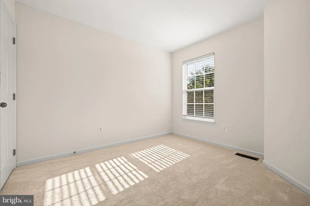 3322 GOLDENEYE CIRCLE Dundalk, MD 21222