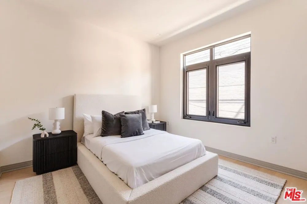 1051 Spaulding Avenue #B West Hollywood, CA 90046