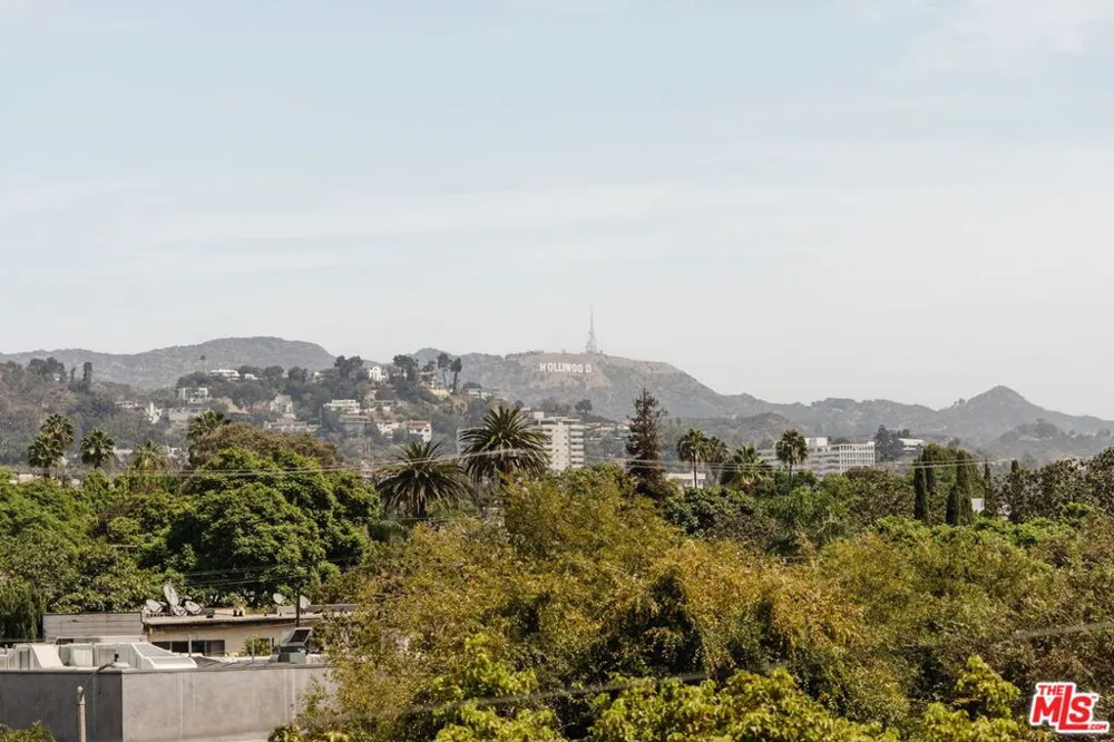1051 Spaulding Avenue #B West Hollywood, CA 90046