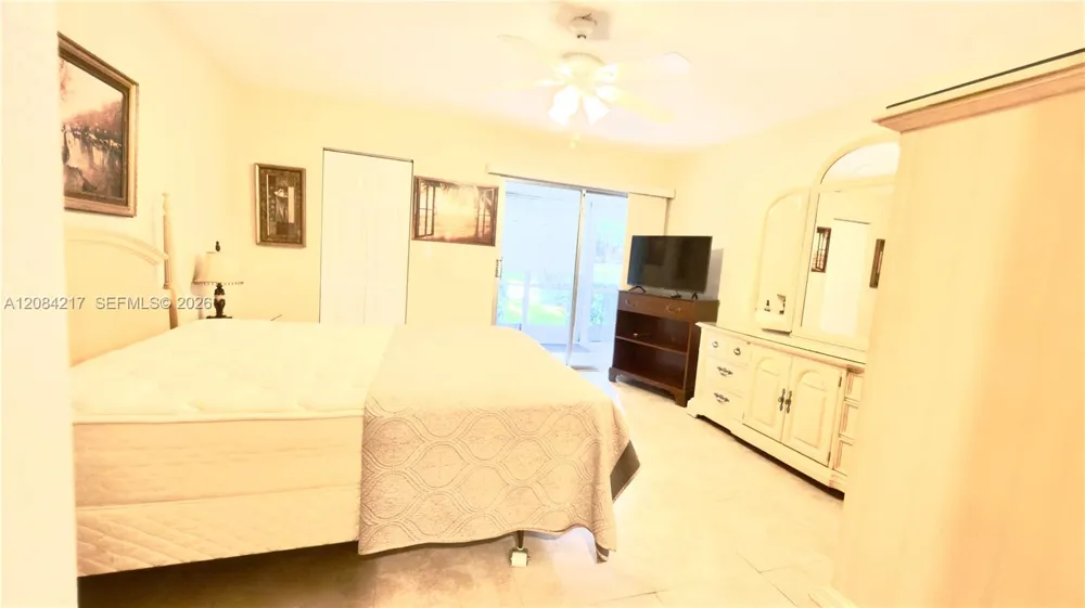 2402 Antigua Cir #G1 Coconut Creek, FL 33066