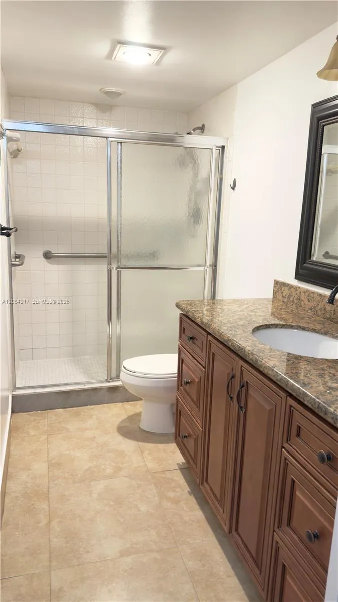 2402 Antigua Cir #G1 Coconut Creek, FL 33066