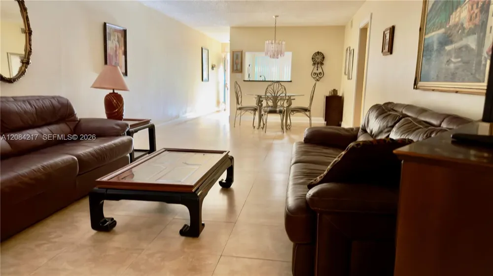 2402 Antigua Cir #G1 Coconut Creek, FL 33066