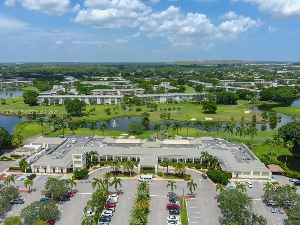 2402 Antigua Cir #G1 Coconut Creek, FL 33066