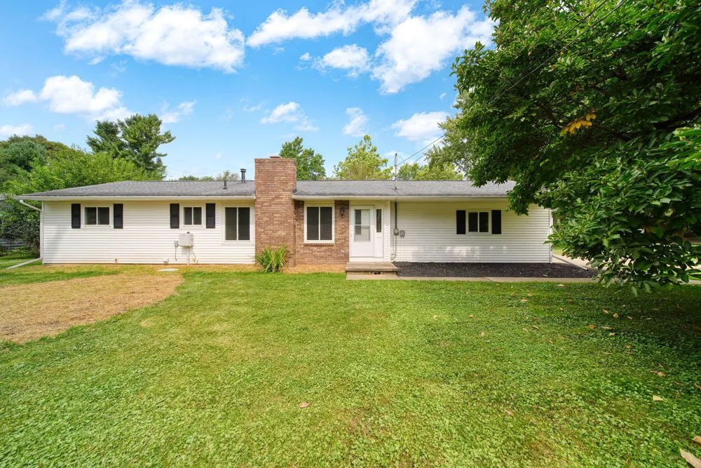 2814 Harben Street Jackson, MI 49203