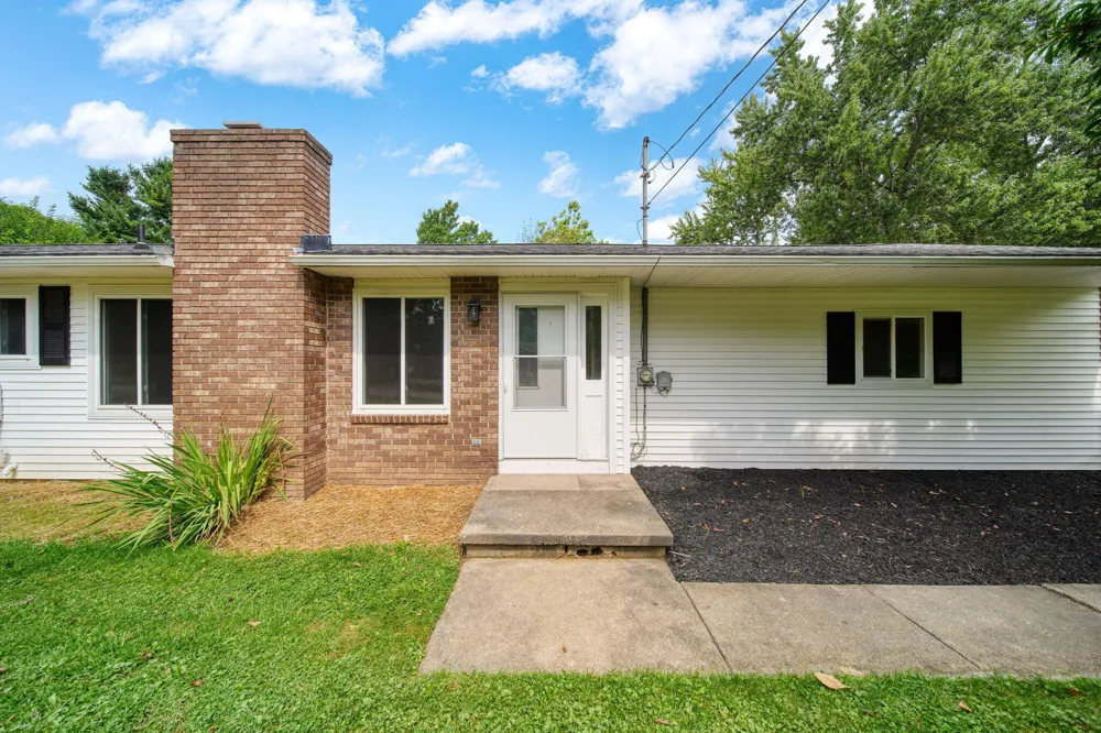 2814 Harben Street Jackson, MI 49203