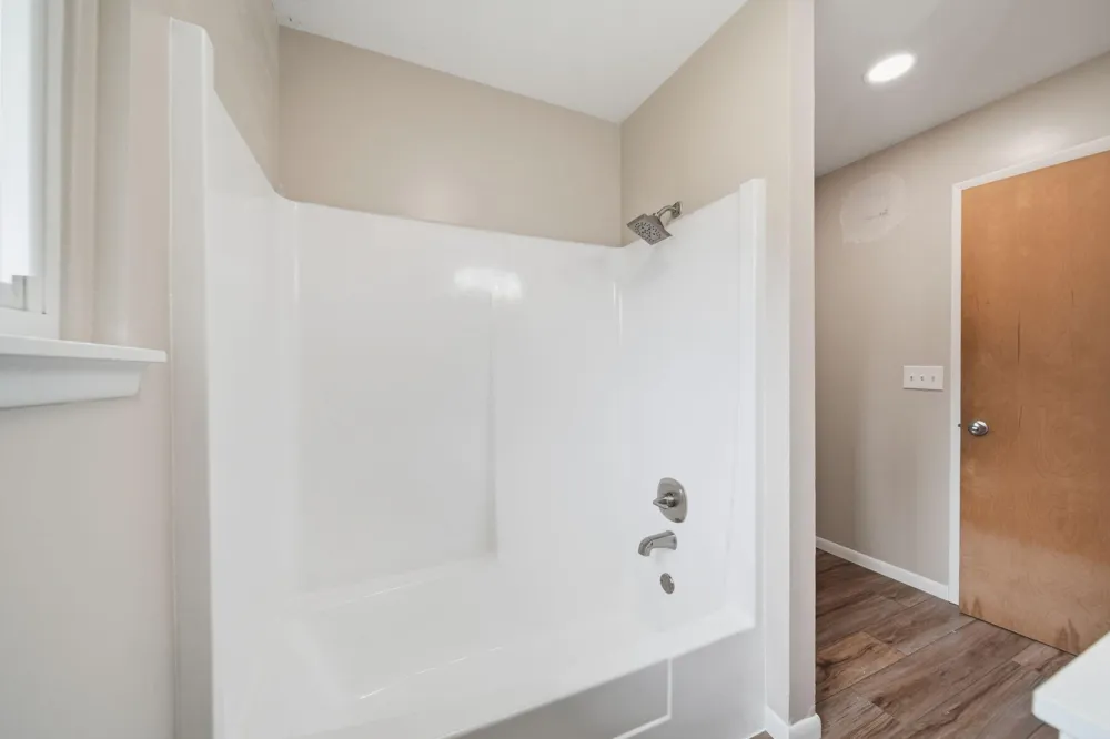 2814 Harben Street Jackson, MI 49203