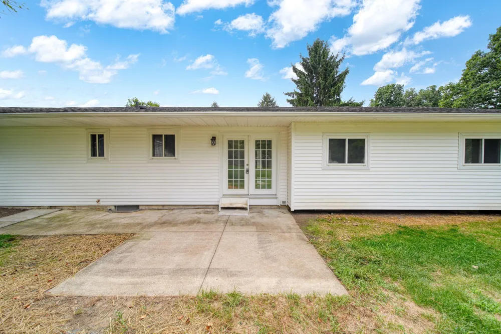 2814 Harben Street Jackson, MI 49203