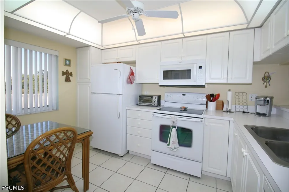 Park Lake Drive #303 Fort Myers, FL 33919