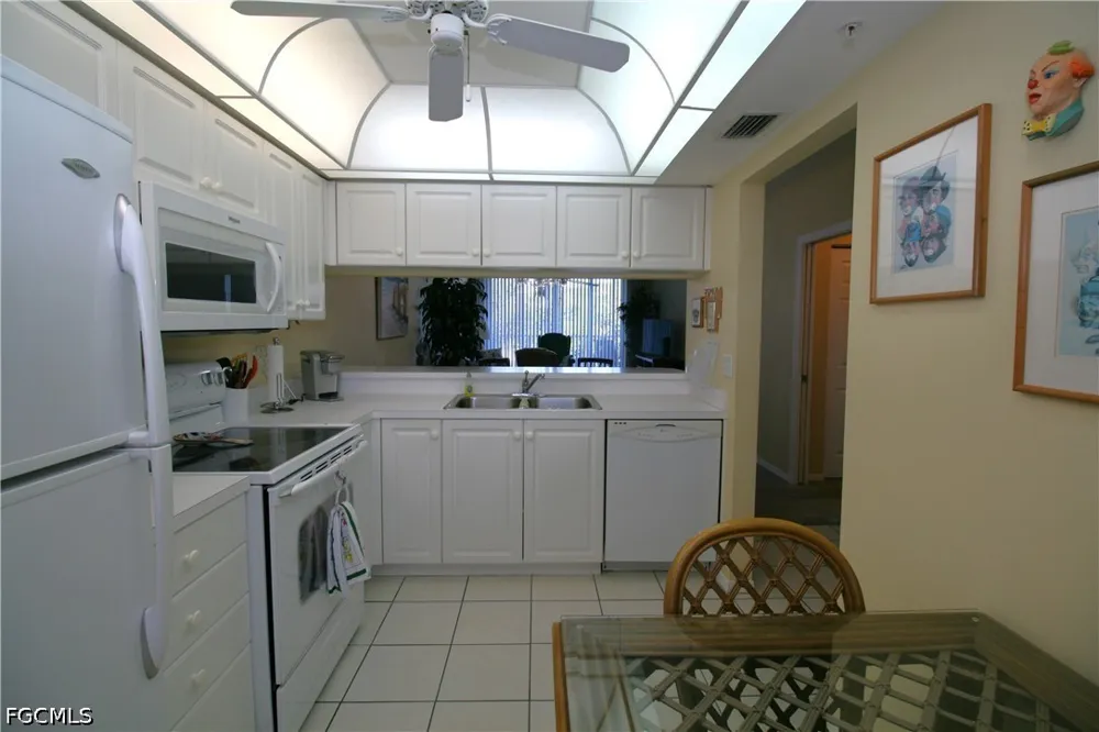 Park Lake Drive #303 Fort Myers, FL 33919