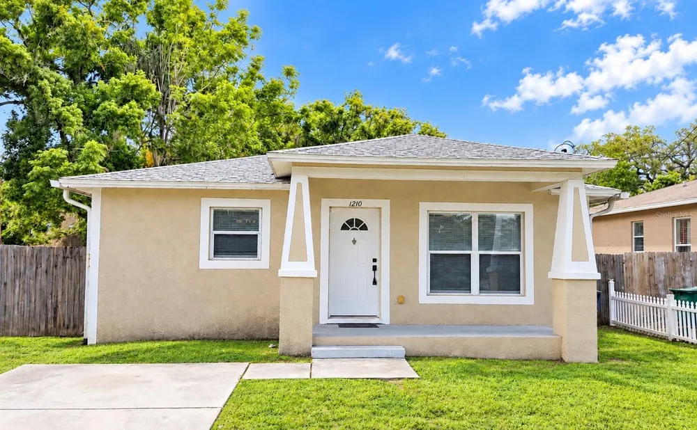 1210 E HOLLAND AVENUE Tampa, FL 33612
