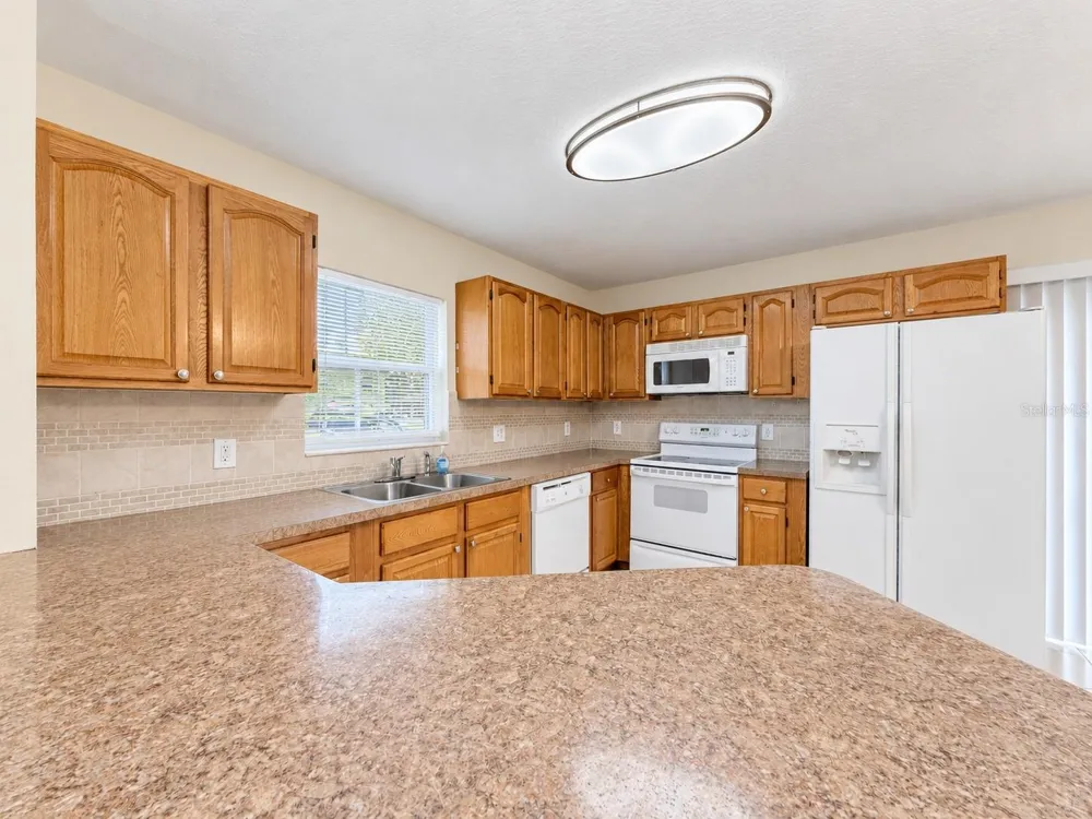 1210 E HOLLAND AVENUE Tampa, FL 33612