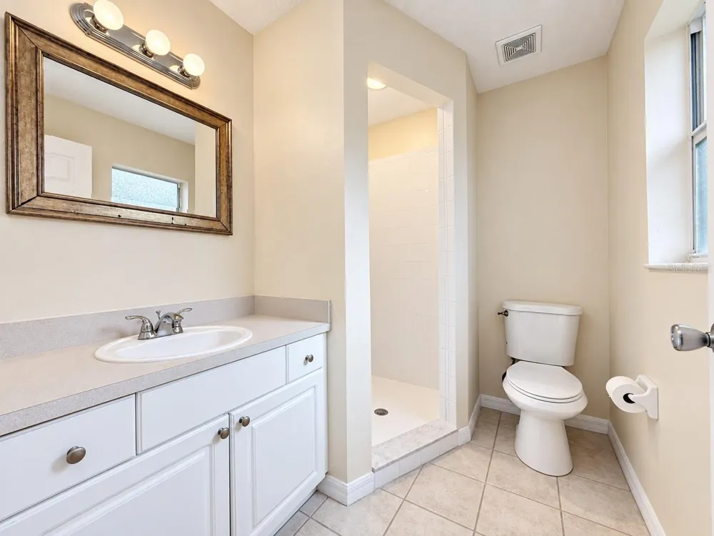 1210 E HOLLAND AVENUE Tampa, FL 33612