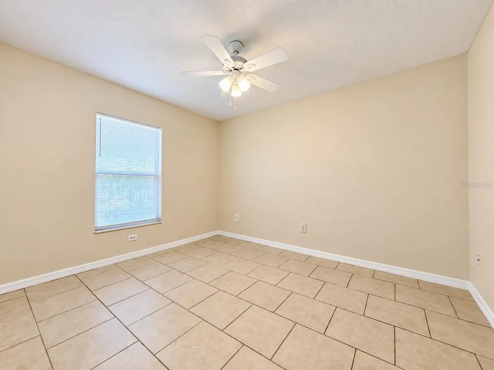 1210 E HOLLAND AVENUE Tampa, FL 33612