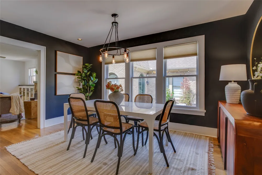 1038 Edgefield Avenue Dallas, TX 75208