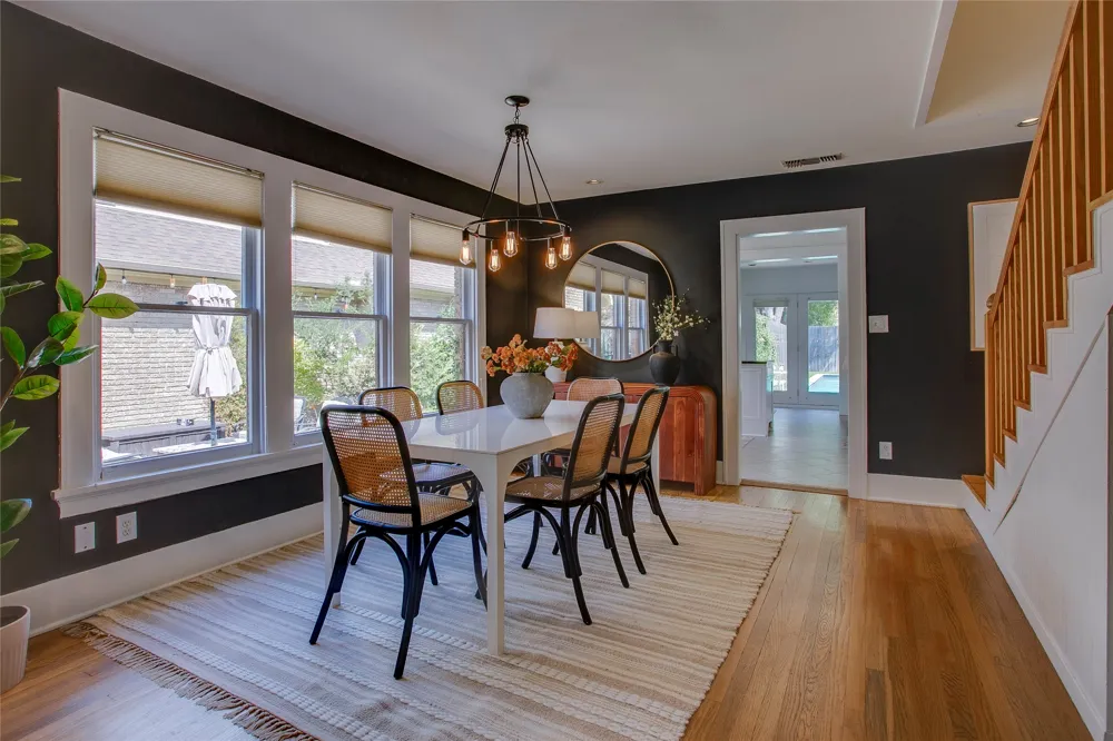 1038 Edgefield Avenue Dallas, TX 75208