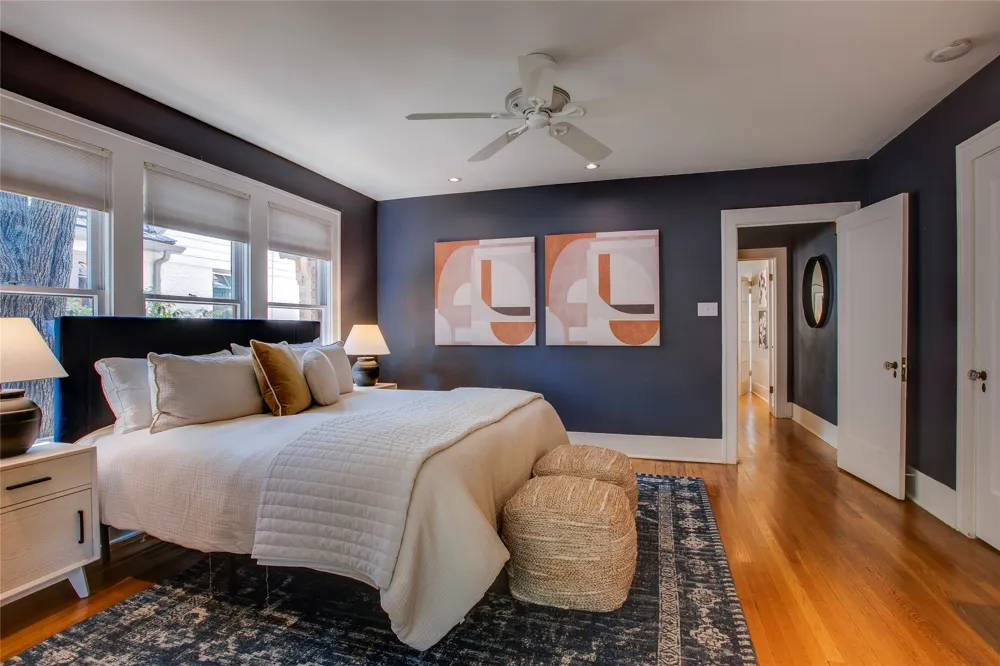 1038 Edgefield Avenue Dallas, TX 75208