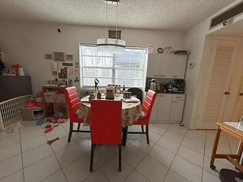 370 BURGUNDY H #H Delray Beach, FL 33484
