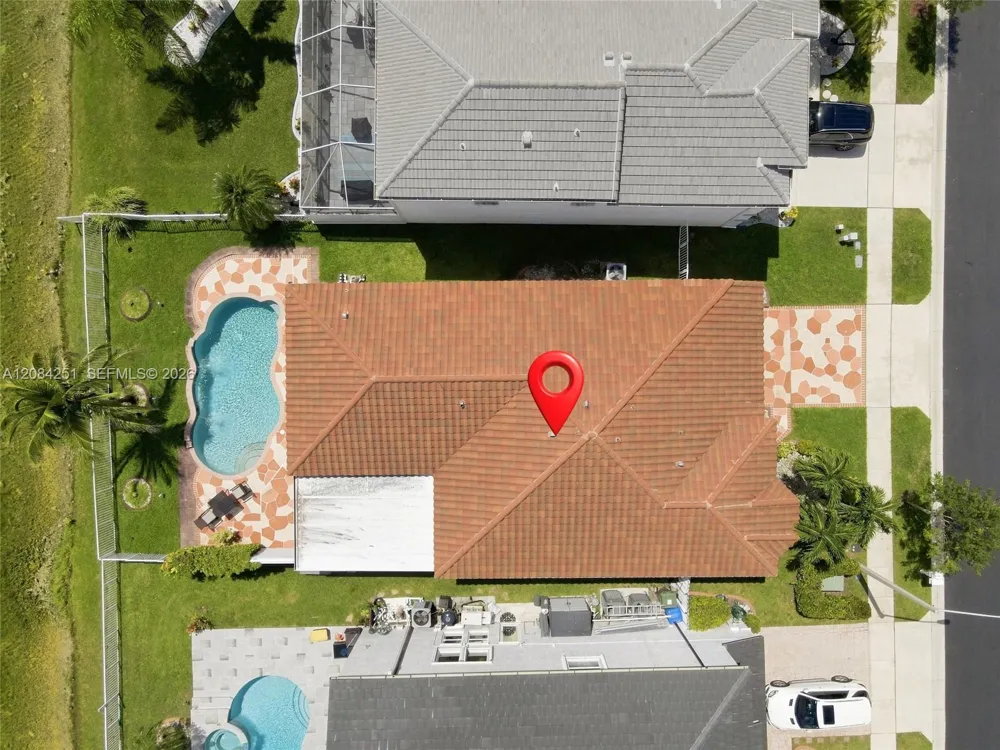 1421 NW 159th Ave Pembroke Pines, FL 33028