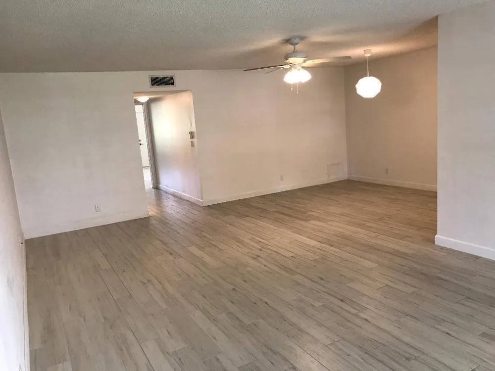 1387 HIGH POINT WAY NW #B Delray Beach, FL 33445