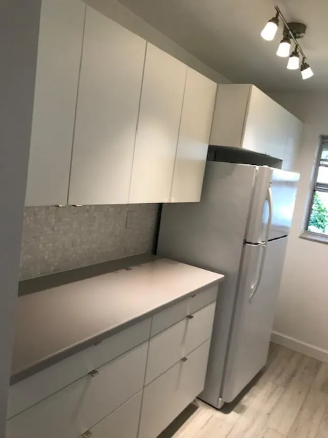 1387 HIGH POINT WAY NW #B Delray Beach, FL 33445