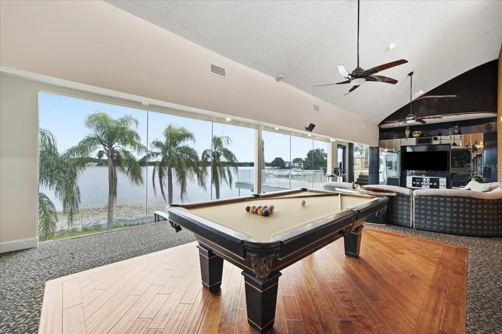 11609 CARROLLWOOD DRIVE Tampa, FL 33618